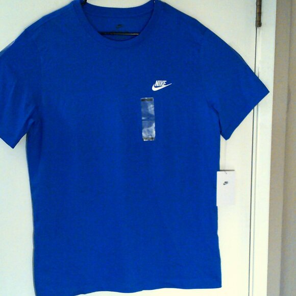 NEW NIKE SPORTSWEAR "Club Embroidered Logo Tee" MEN'S BLUE T-SHIRT L AR4997-480 - Picture 1 of 6